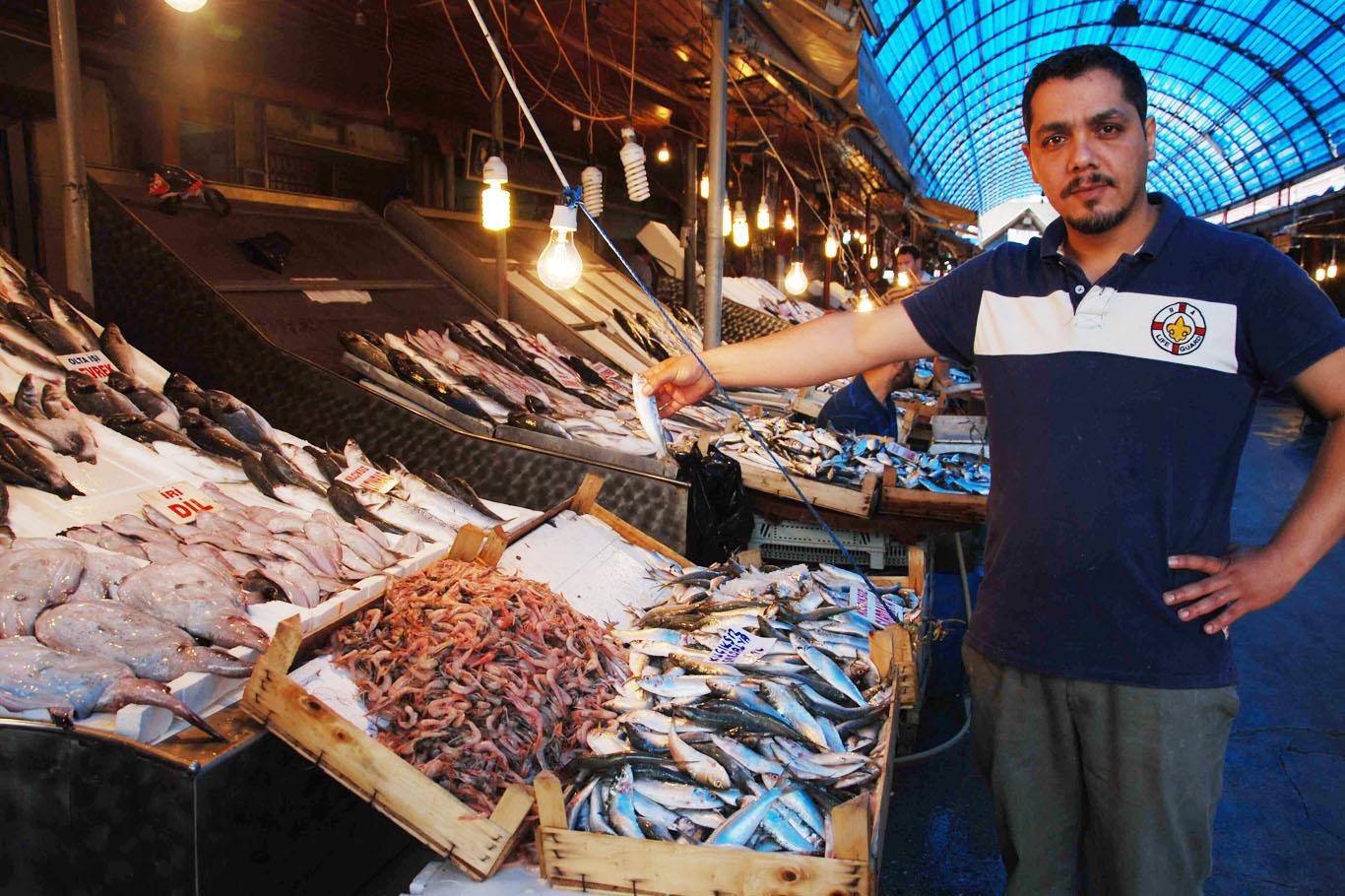 Av yasağına rağmen Ramazan ayında balık ucuzladı